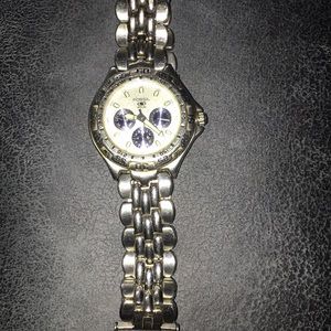 Fossil watch (needs battery)